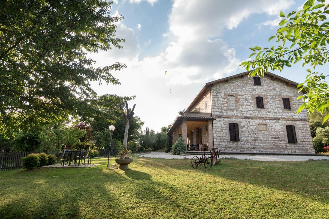 Passaggio di Assisi Agriturismo Il Giardino Dei Ciliegi מראה חיצוני תמונה
